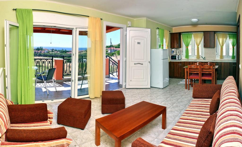 Apartamento Yakinthos Garden Anaxos Exterior foto